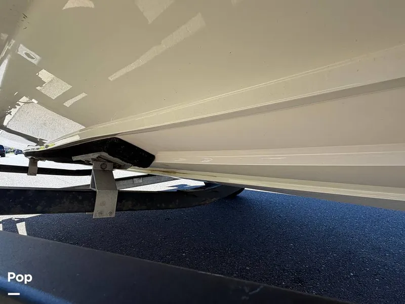 Slide: The Image of Bayliner VR4 2022 - 16596746