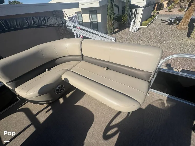 Slide: The Image of Sun Tracker Party Barge 16 2025 - 16554875