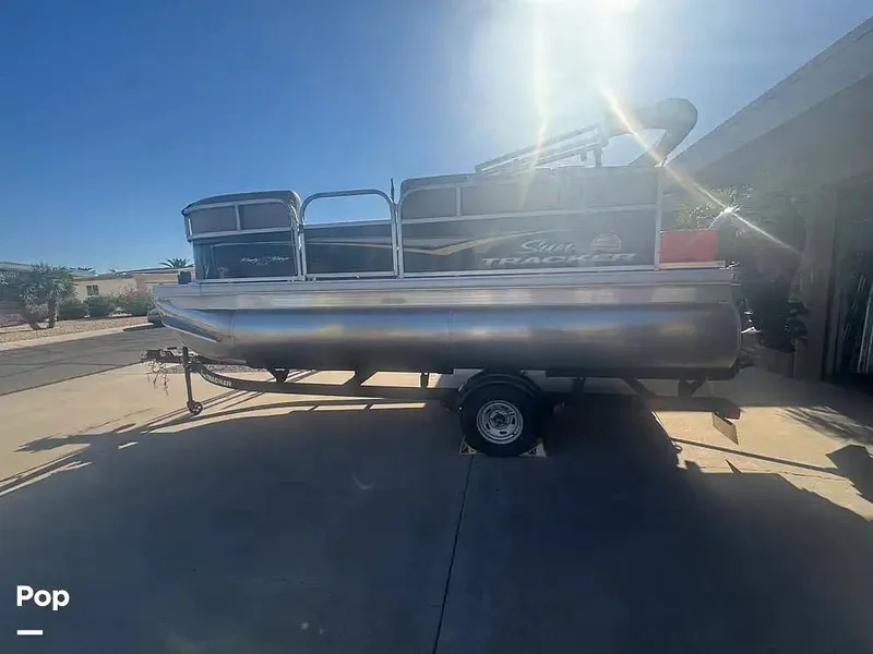 Slide: The Image of Sun Tracker Party Barge 16 2025 - 16555032