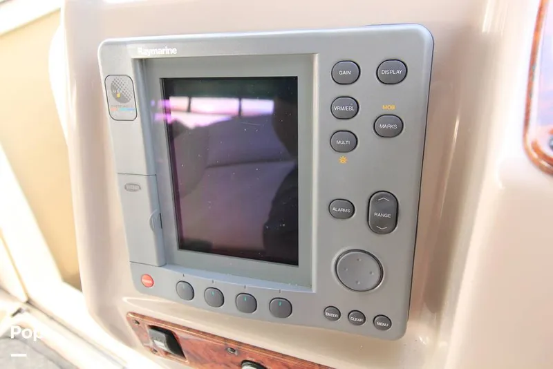 Slide: The Image of Rinker Fiesta Vee 342 2004 - 16632717