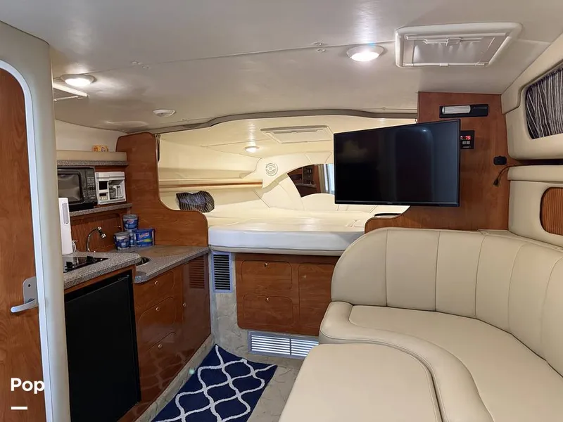 Slide: The Image of Rinker 342 Fiesta Vee 2004 - 16573603
