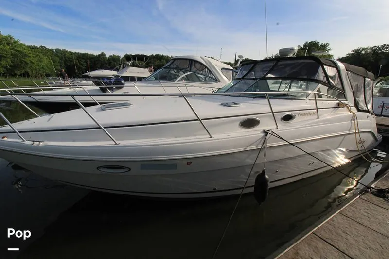 The Image of Rinker 342 Fiesta Vee 2004 - undefined