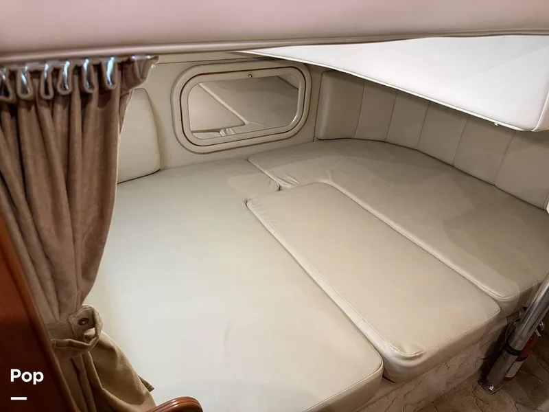Slide: The Image of Rinker 342 Fiesta Vee 2004 - 16573613