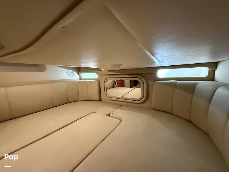 Slide: The Image of Rinker 342 Fiesta Vee 2004 - 16573614
