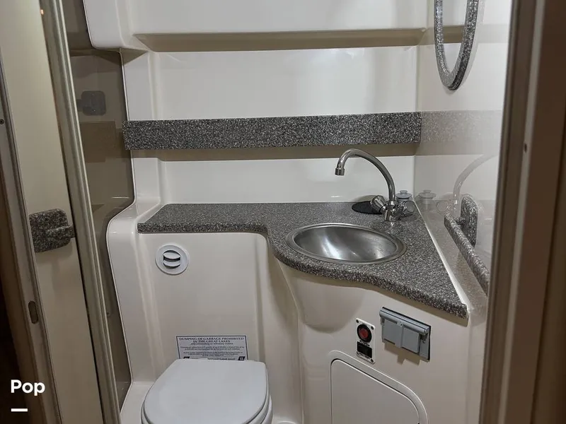 Slide: The Image of Rinker 342 Fiesta Vee 2004 - 16573616