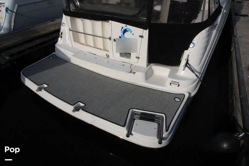 Slide: The Image of Rinker 342 Fiesta Vee 2004 - 16550493