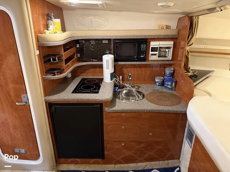 Slide: The Image of Rinker 342 Fiesta Vee 2004 - 16573609