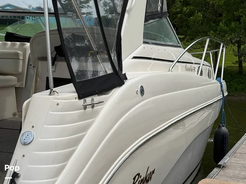 Slide: The Image of Rinker 342 Fiesta Vee 2004 - 16550495