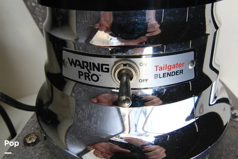 Slide: The Image of Rinker Fiesta Vee 342 2004 - 16632698