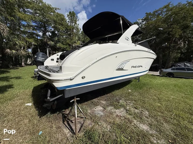Slide: The Image of Regal "2014 Regal 3200 Bowrider - Exceptional Condition 2014 - 16612829