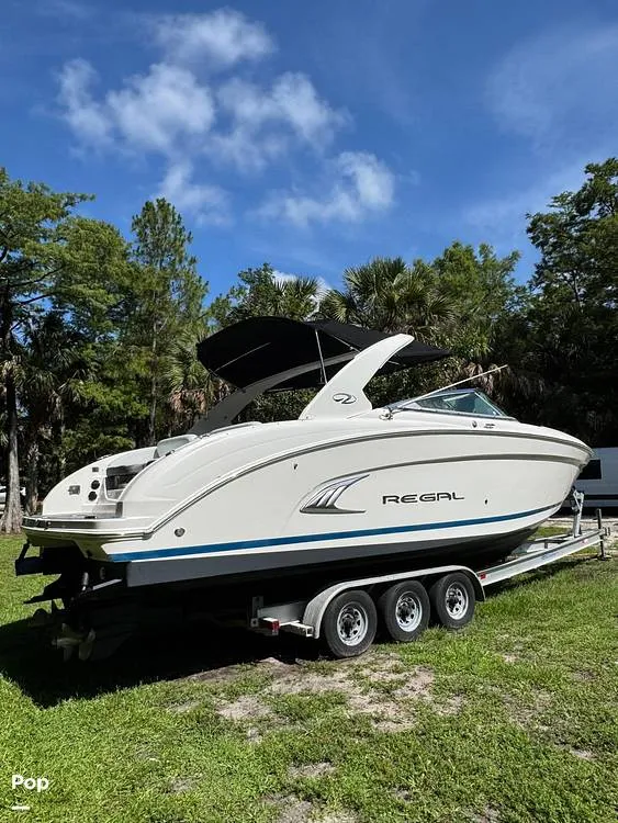 Slide: The Image of Regal "2014 Regal 3200 Bowrider - Exceptional Condition 2014 - 16646897