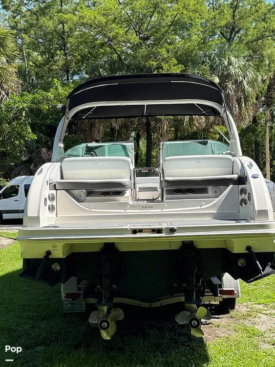Slide: The Image of Regal "2014 Regal 3200 Bowrider - Exceptional Condition 2014 - 16646896