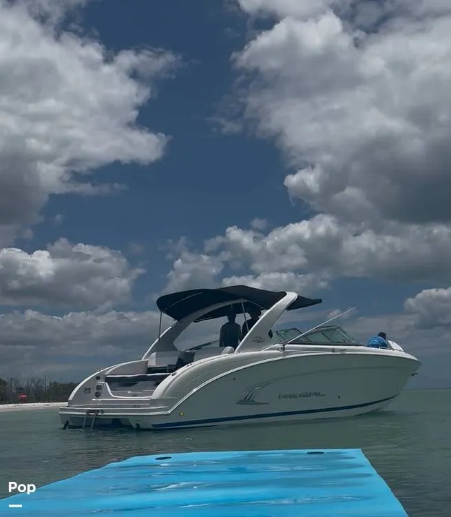The Image of Regal "2014 Regal 3200 Bowrider - Exceptional Condition 2014 - 16550859