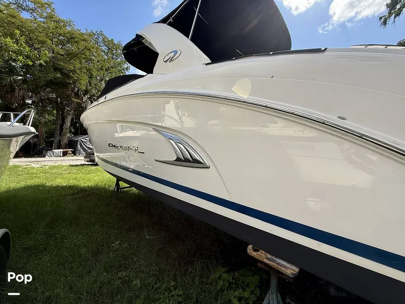 Slide: The Image of Regal "2014 Regal 3200 Bowrider - Exceptional Condition 2014 - 16612847