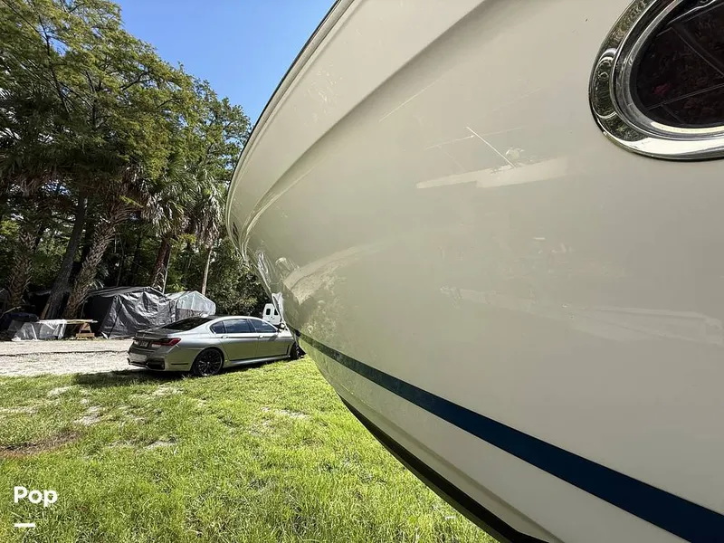 Slide: The Image of Regal "2014 Regal 3200 Bowrider - Exceptional Condition 2014 - 16612853