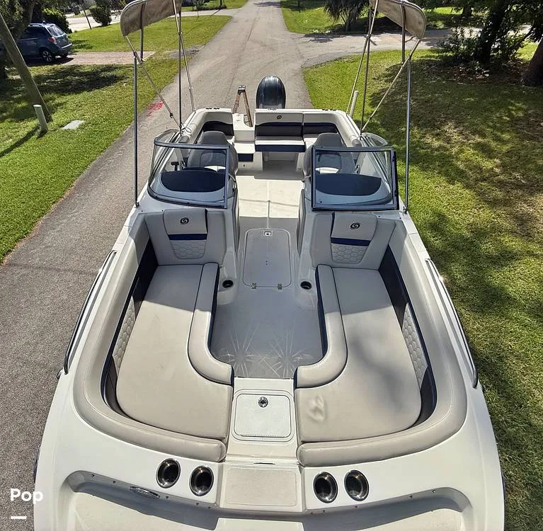 Slide: The Image of Hurricane 217 SD Coastal Edition 2022 - 16575401