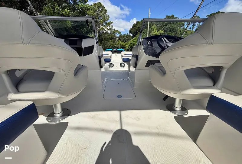 Slide: The Image of Hurricane 217 SD Coastal Edition 2022 - 16575393