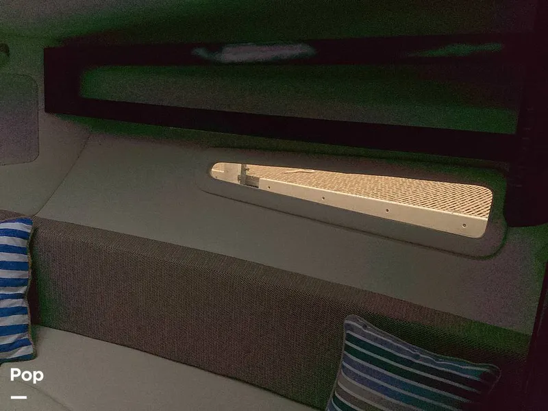 Slide: The Image of Sea Ray 260 Sundancer 2016 - 16597065