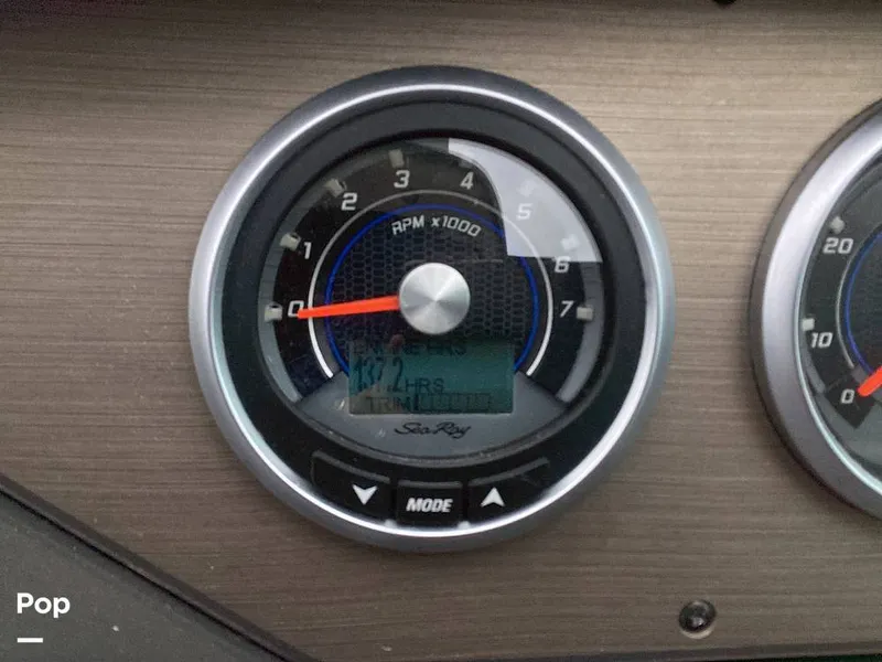 Slide: The Image of Sea Ray 260 Sundancer 2016 - 16597051