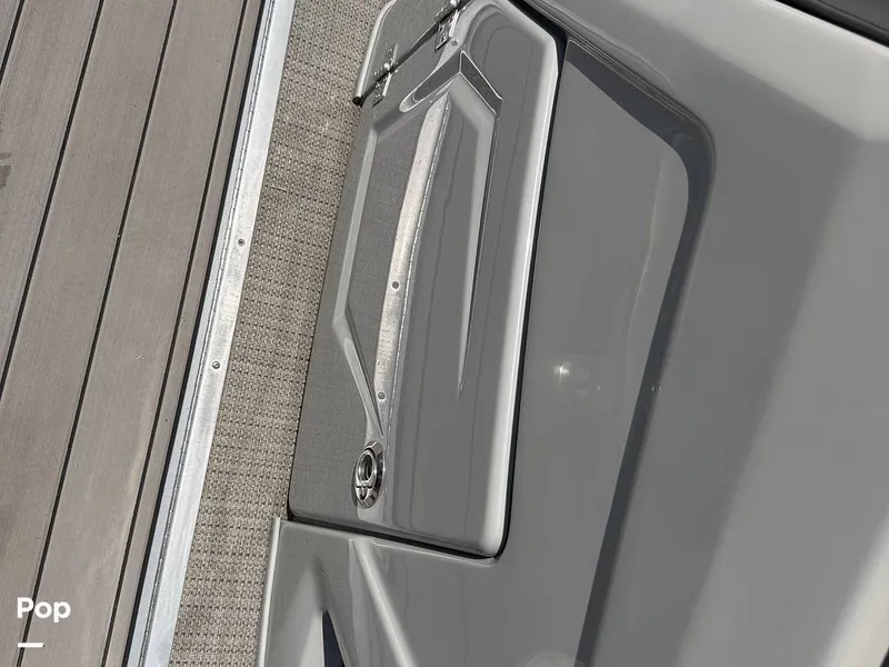 Slide: The Image of Regency 230 LE3 Sport 2023 - 16694359