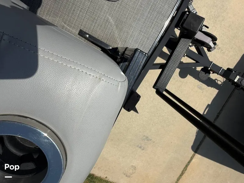 Slide: The Image of Regency 230 LE3 Sport 2023 - 16694377