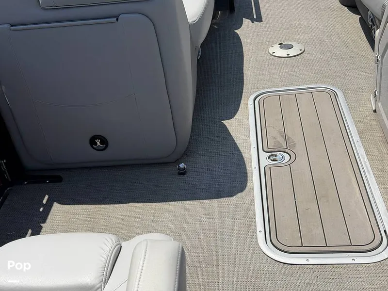 Slide: The Image of Regency 230 LE3 Sport 2023 - 16694349