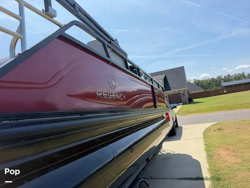Slide: The Image of Regency 230 LE3 Sport 2023 - 16694317