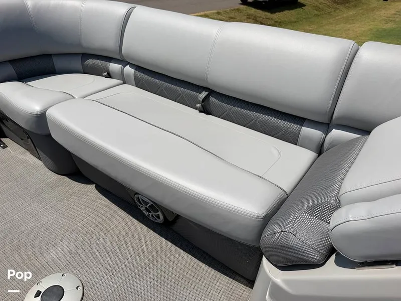 Slide: The Image of Regency 230 LE3 Sport 2023 - 16694365