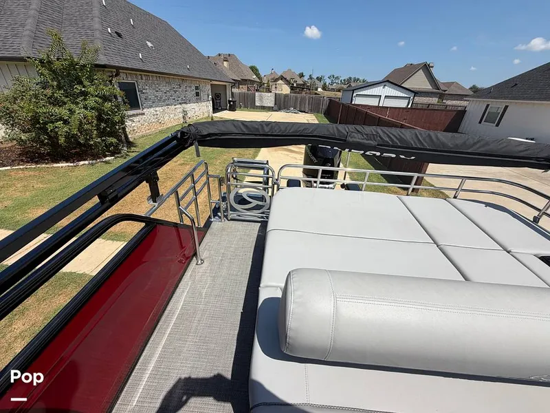 Slide: The Image of Regency 230 LE3 Sport 2023 - 16694329
