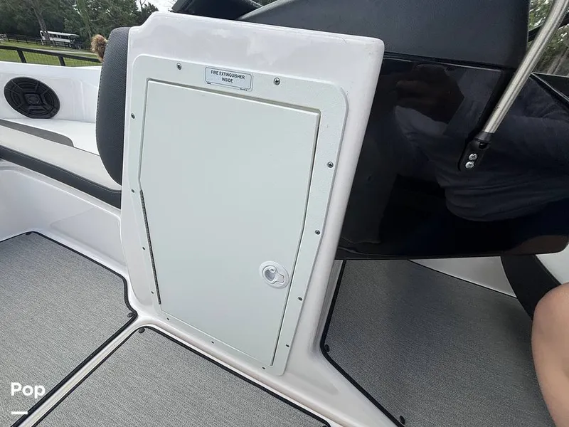 Slide: The Image of Yamaha AR195 2022 - 16717961
