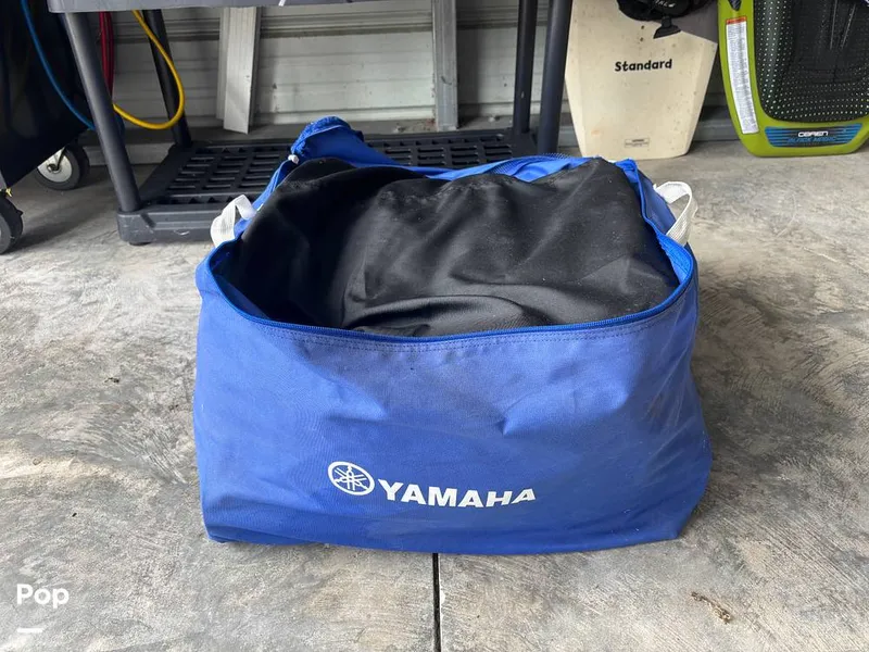 Slide: The Image of Yamaha AR195 2022 - 16717998