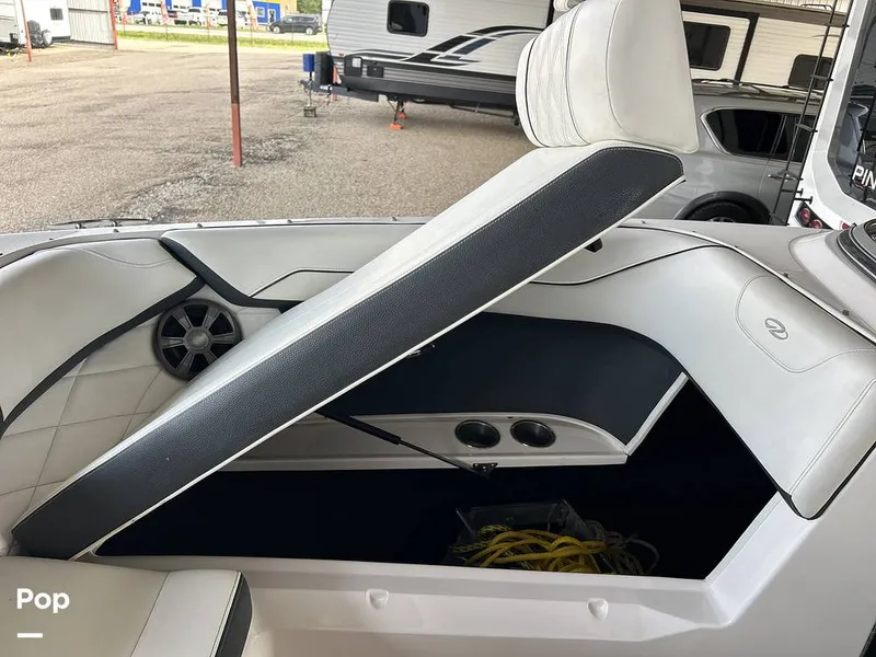 Slide: The Image of Regal 23OBX 2019 - 16581098