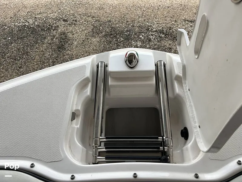 Slide: The Image of Regal 23OBX 2019 - 16581097