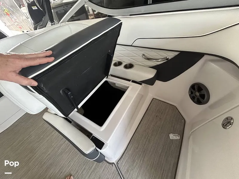 Slide: The Image of Regal 23OBX 2019 - 16580955