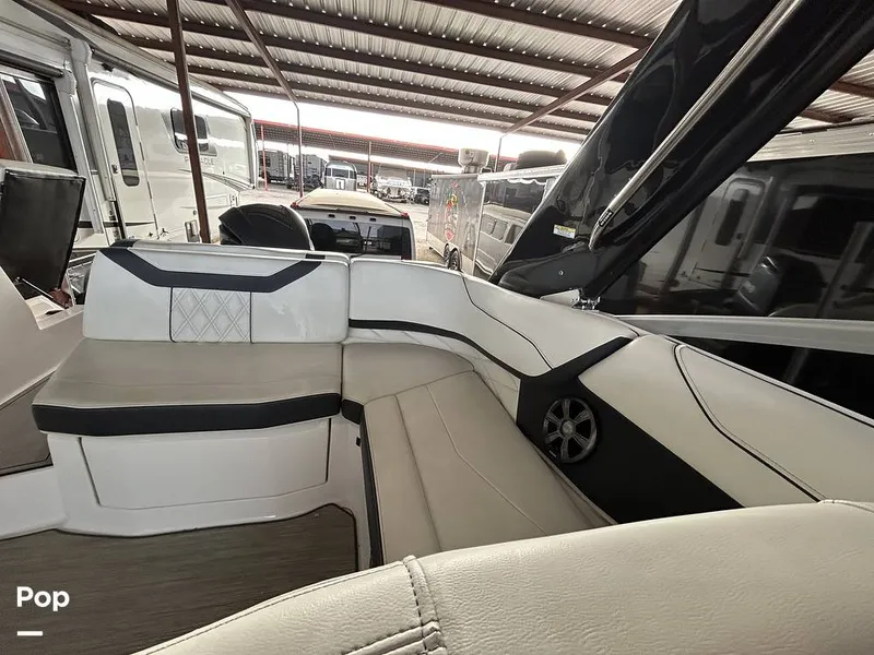 Slide: The Image of Regal 23OBX 2019 - 16581091