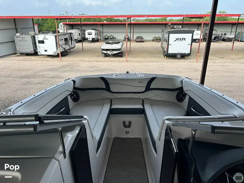 Slide: The Image of Regal 23OBX 2019 - 16581093