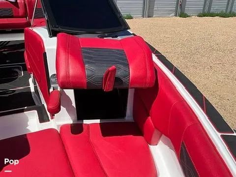 Slide: The Image of Malibu Wakesetter 25 LSV 2023 - 16588137