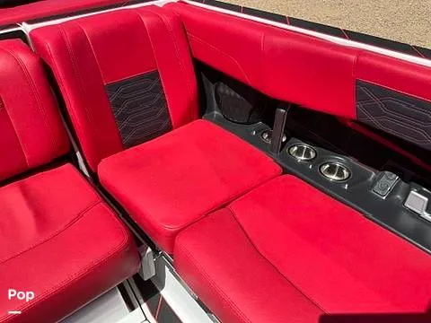 Slide: The Image of Malibu Wakesetter 25 LSV 2023 - 16588070