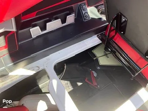 Slide: The Image of Malibu Wakesetter 25 LSV 2023 - 16588091