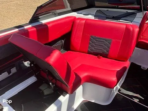 Slide: The Image of Malibu Wakesetter 25 LSV 2023 - 16588088