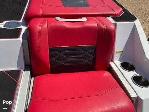 Slide: The Image of Malibu Wakesetter 25 LSV 2023 - 16587985