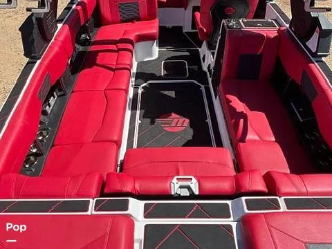 Slide: The Image of Malibu Wakesetter 25 LSV 2023 - 16587966
