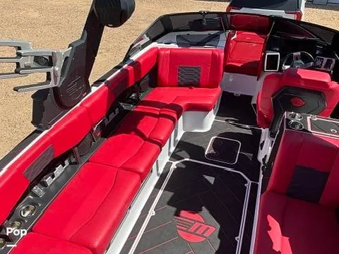 Slide: The Image of Malibu Wakesetter 25 LSV 2023 - 16588016
