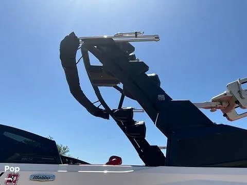 Slide: The Image of Malibu Wakesetter 25 LSV 2023 - 16588171