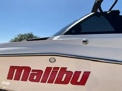 Slide: The Image of Malibu Wakesetter 25 LSV 2023 - 16588176