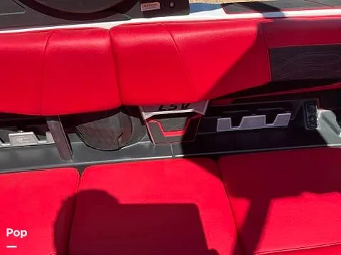 Slide: The Image of Malibu Wakesetter 25 LSV 2023 - 16588092
