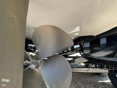 Slide: The Image of Malibu Wakesetter 25 LSV 2023 - 16588221