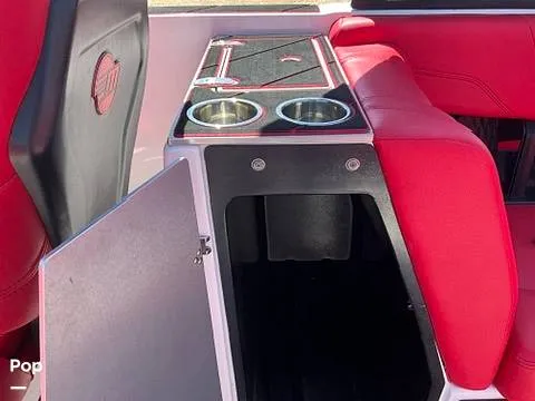 Slide: The Image of Malibu Wakesetter 25 LSV 2023 - 16588082