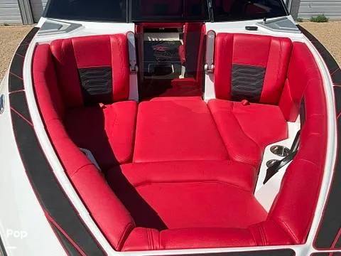 Slide: The Image of Malibu Wakesetter 25 LSV 2023 - 16587962