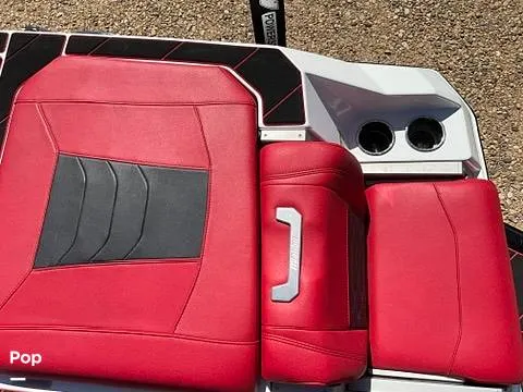 Slide: The Image of Malibu Wakesetter 25 LSV 2023 - 16587976